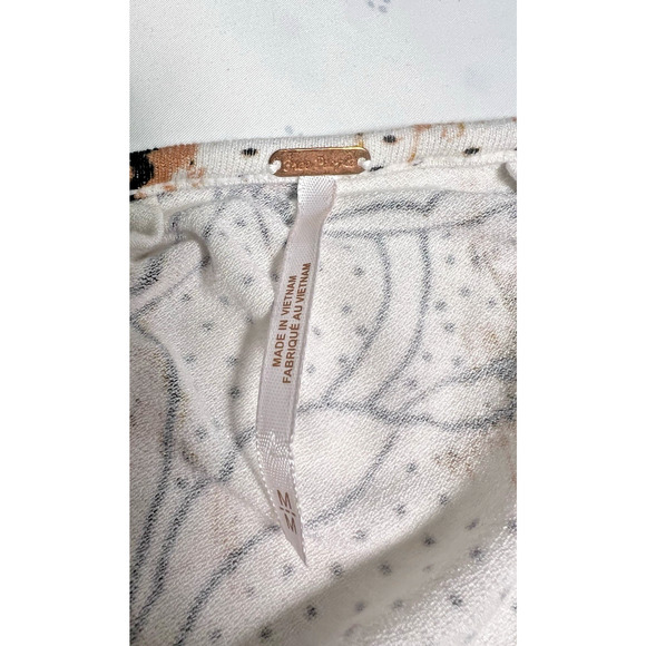 Free People MEDIUM Last Time FLORAL Printed Draped Bell-Sleeve BOHO Top  Ivory - Picture 4 of 8